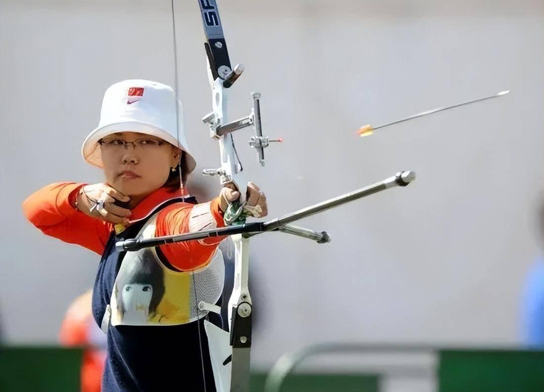 射箭运动员李佳伦中国女子射箭运动员陈玲本次比赛冠军嘉宾助阵亮点二
