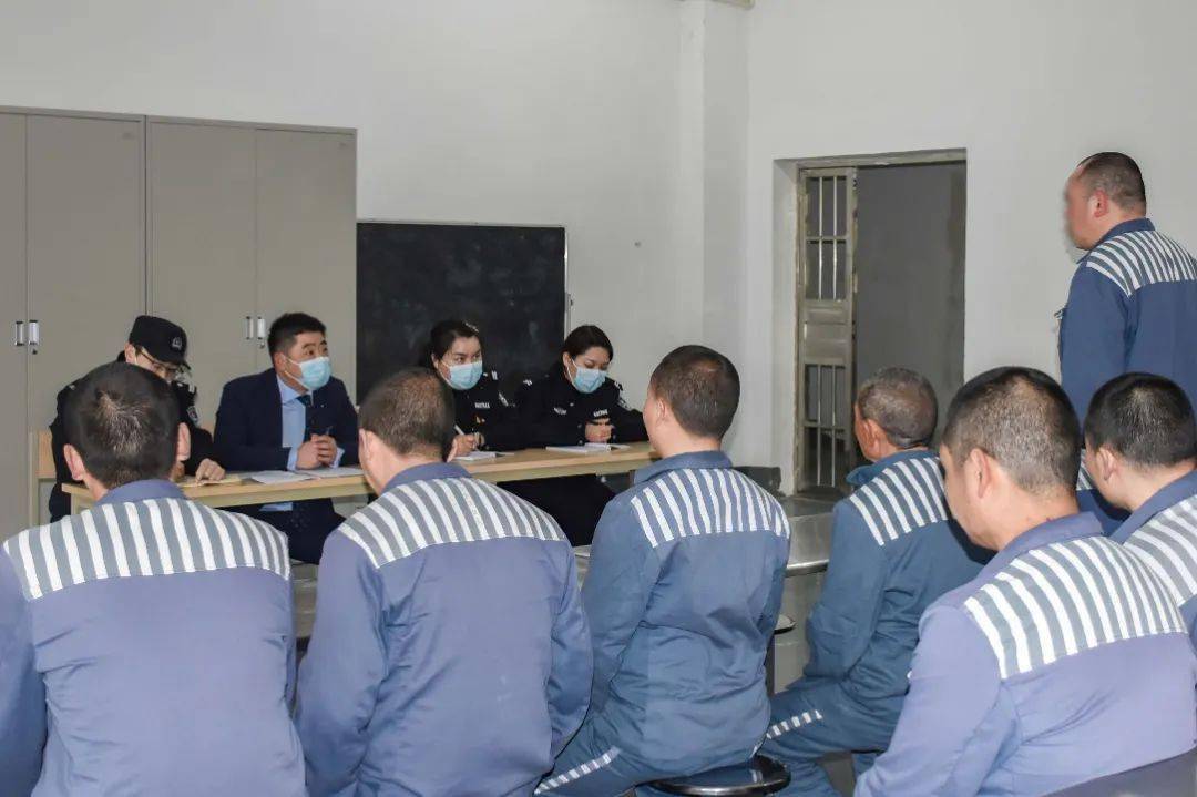 武陵监狱开展公共法律服务进监所活动