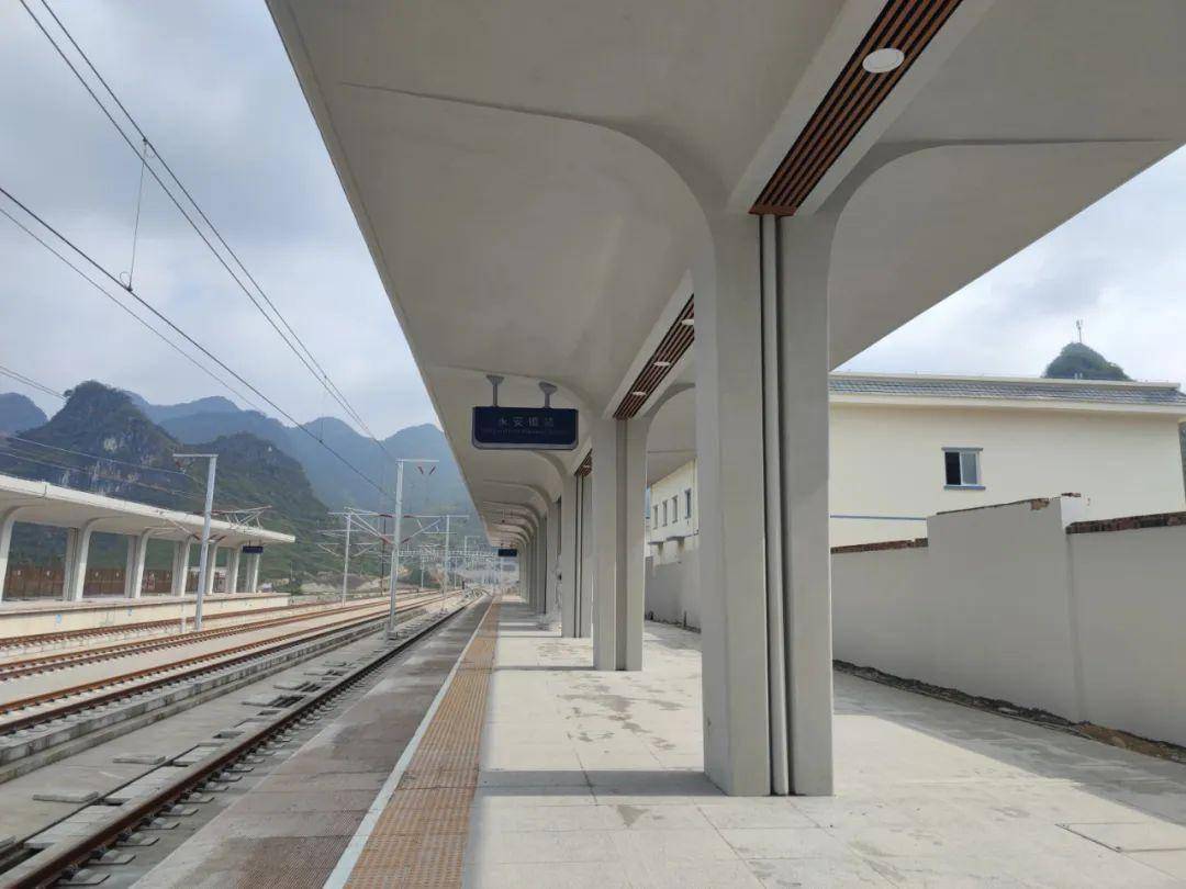 河池四座高铁站抢先看_都安_站房_车站