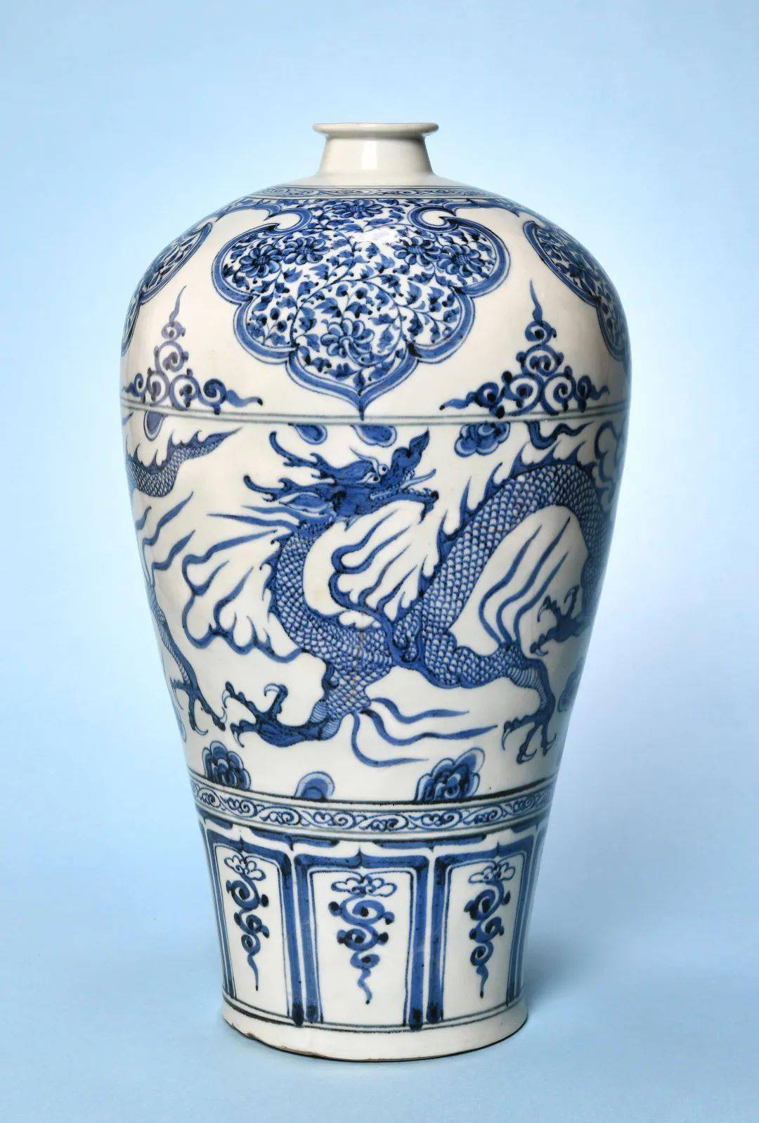 中贸圣佳迎春拍卖:一波元明清龙纹瓷器欣赏_lot_cm_青花