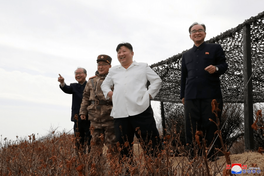 韩媒：朝鲜向东部海域发射弹道导弹