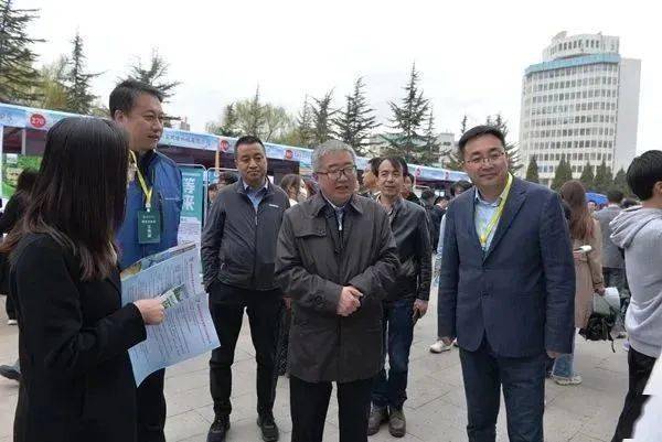 【就业新闻】甘肃农业大学举办2023届毕业生春季大型双选会暨"宏志