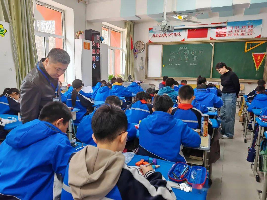 南开小学迎接包头市义务教育学校标准化等级评估市级复核_情况_进行了