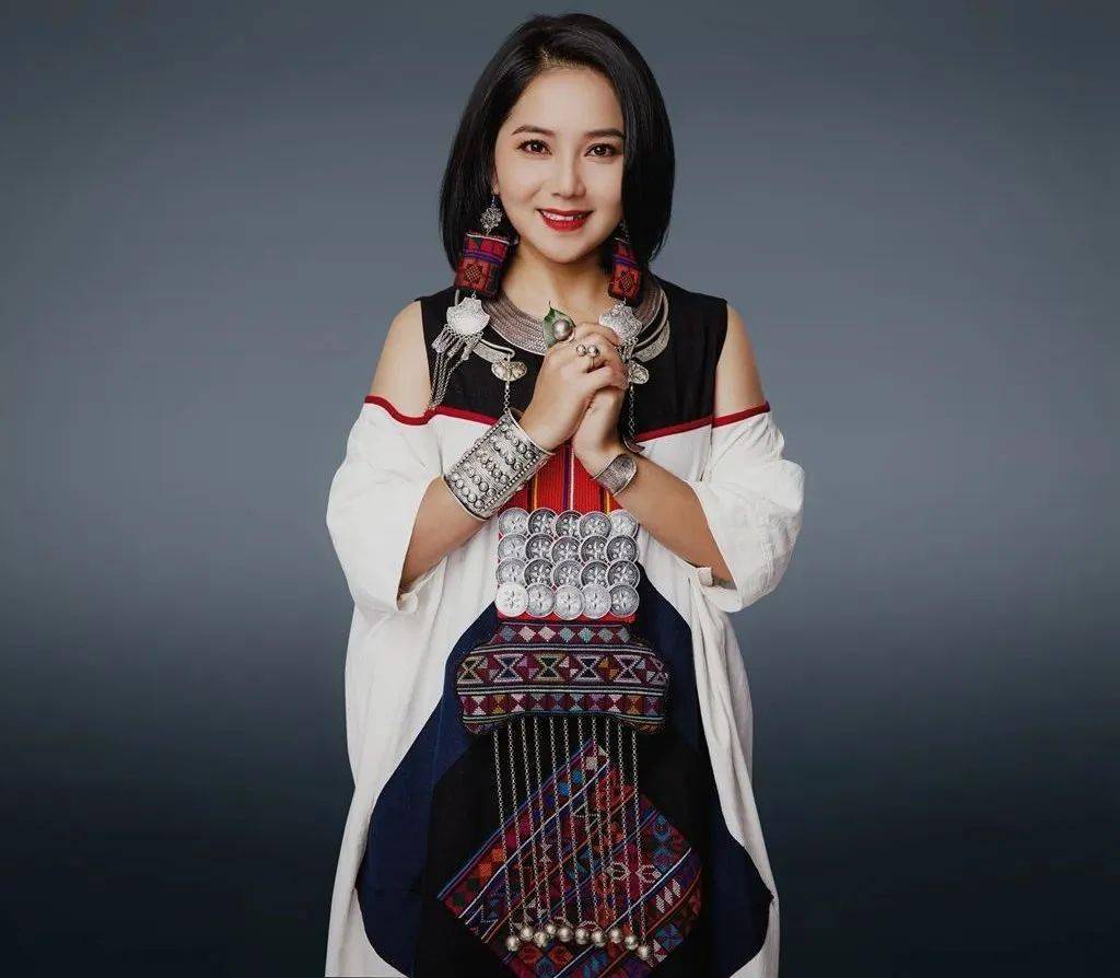 在那遥远的地方》,《次仁拉索》等唱响澜沧群星演唱会2023年4月8日20