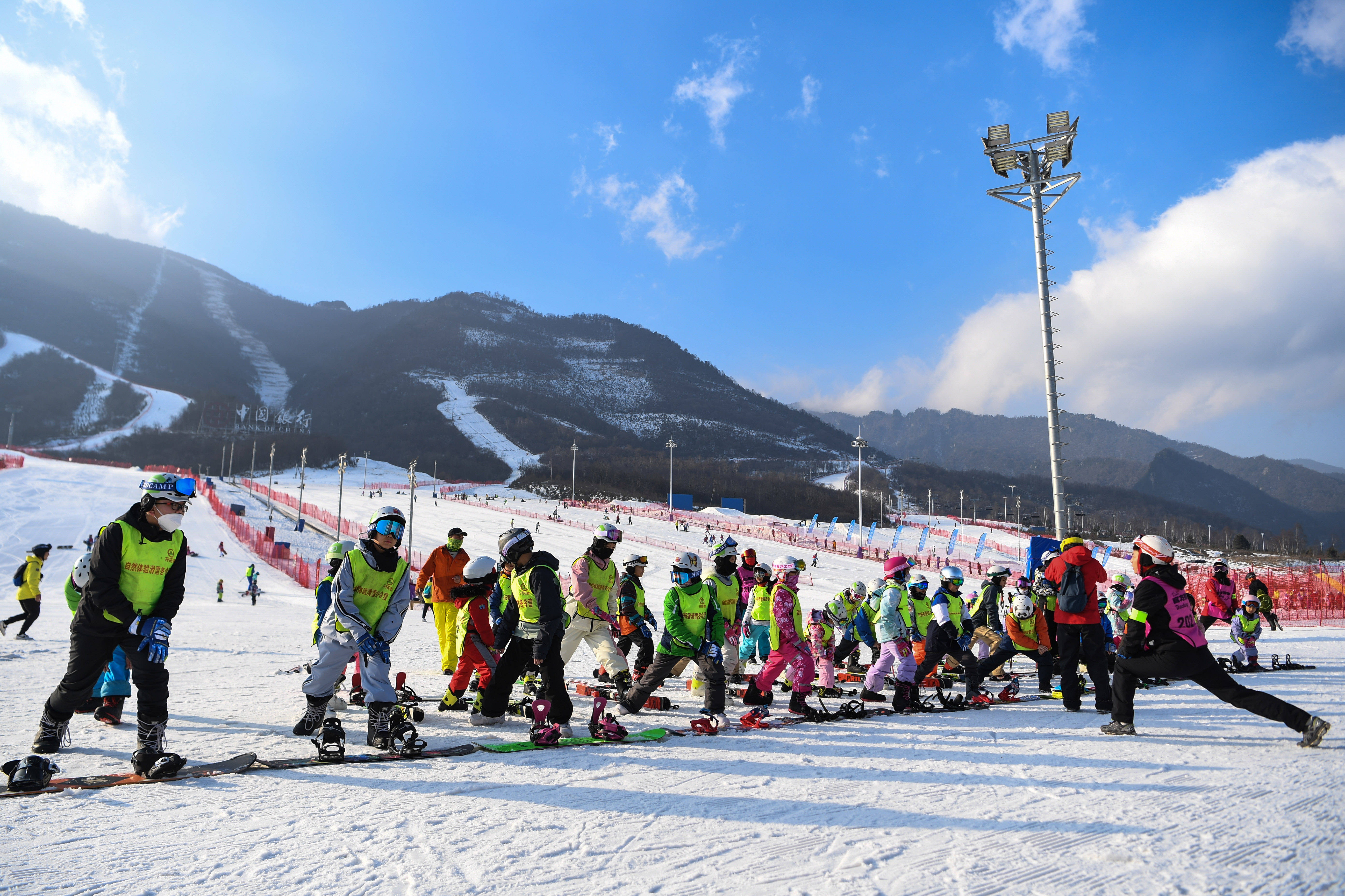 白山市滑雪场门票图片