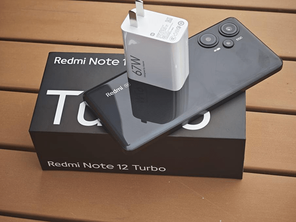 Redmi Note 12 Turbo上手体验：万能属性使中端机进一步加速普及