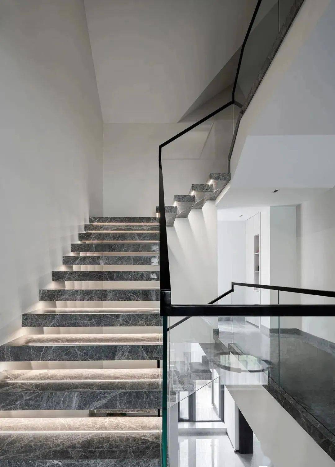 67大理石悬浮设计 | 楼梯 背景墙 台面_空间_施工_方式