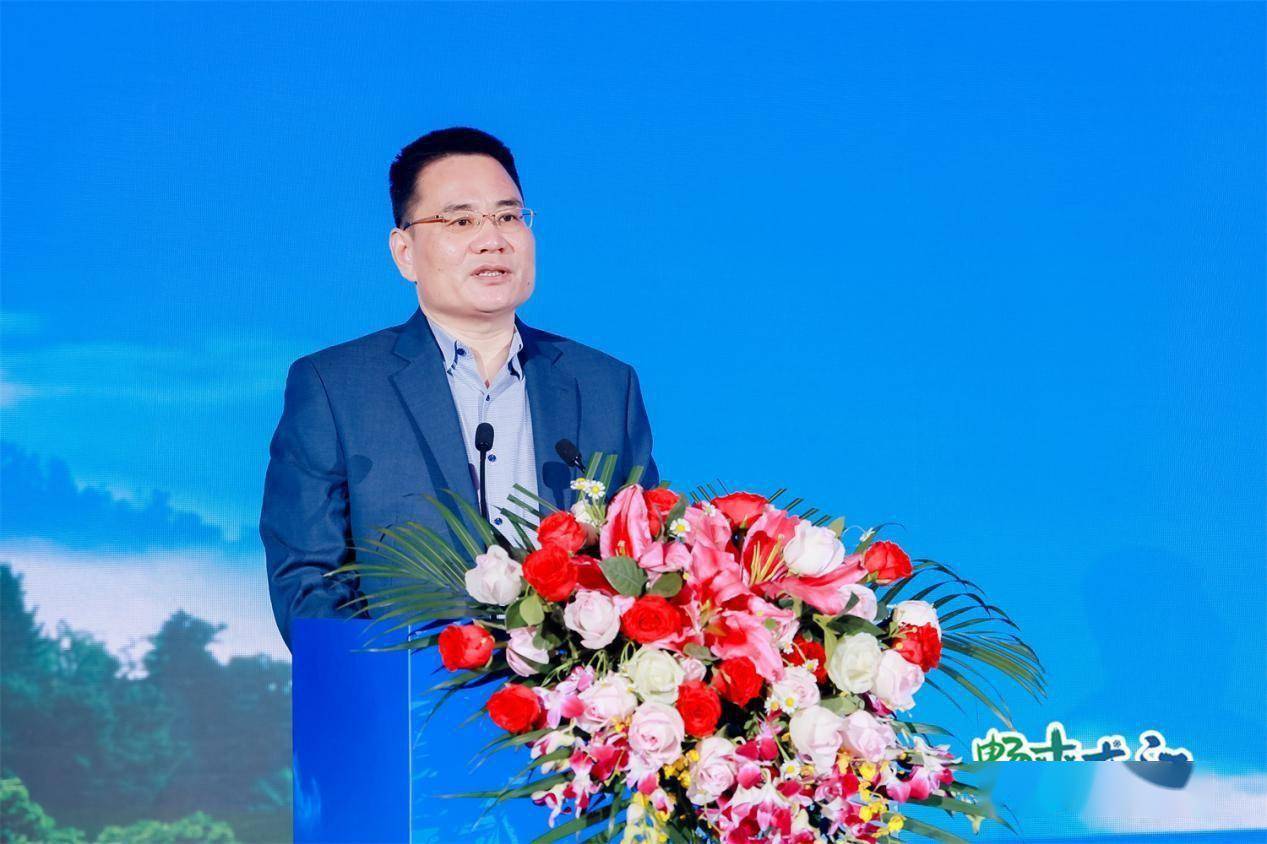 广东省文化和旅游厅党组书记,厅长李斌在致辞中说,两省将携手加强合作