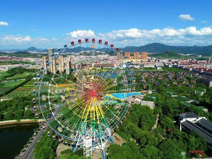 发现城市中的自然绿洲——花园村旅游新体验