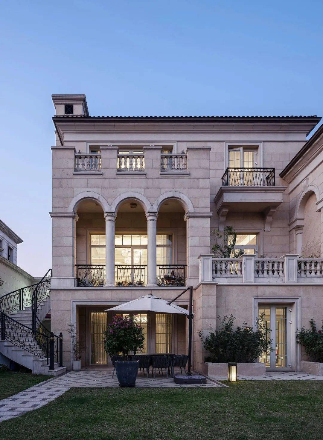 大理石案例 | 1250㎡古典豪宅_生活_经典_别墅