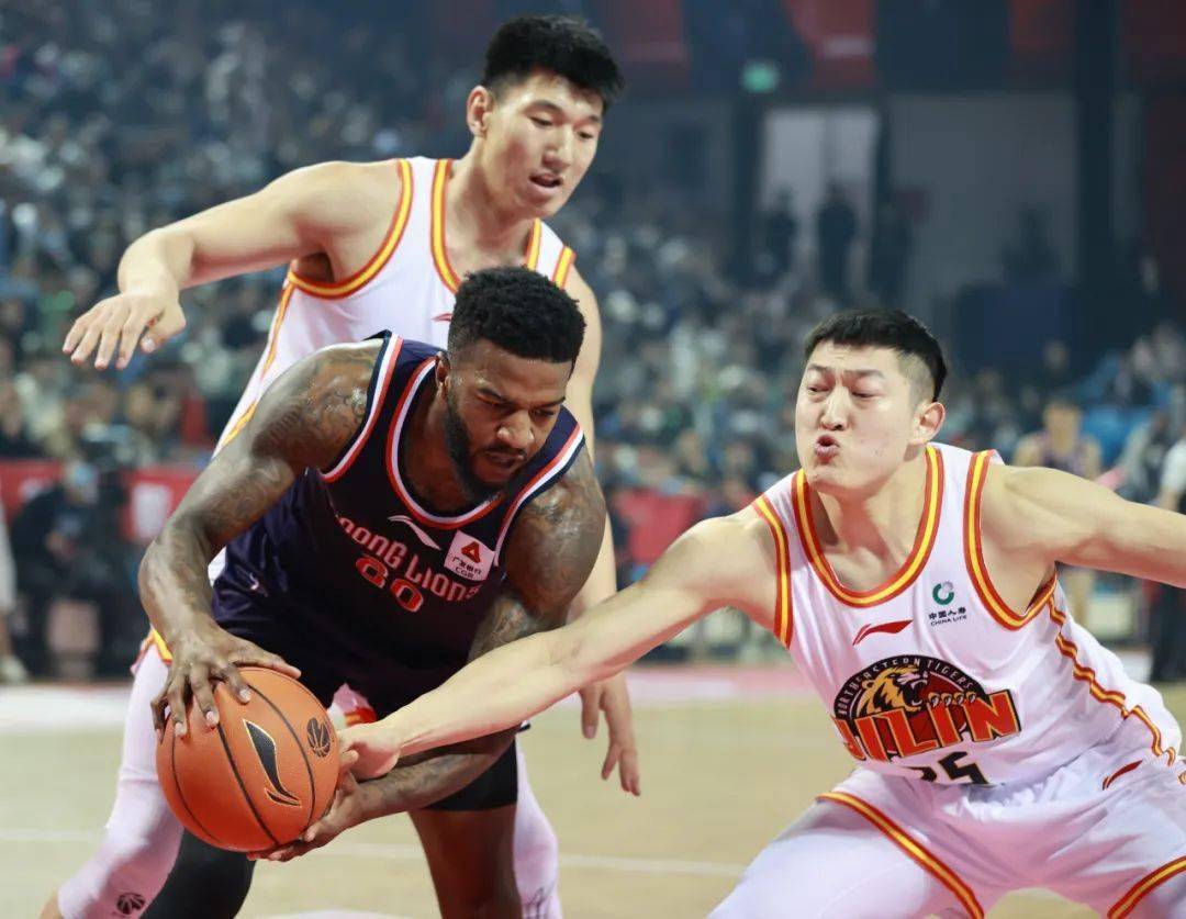 常规赛结束 季后赛吉林九台农商银行东北虎首轮对阵北京首钢_比赛_1