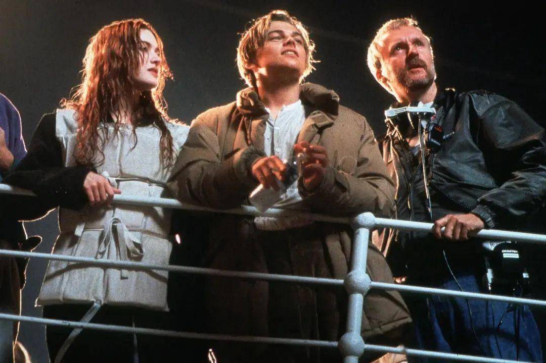 《泰坦尼克号》25周年重映,重温巨轮背后不可复制的爱情和时代_杰克