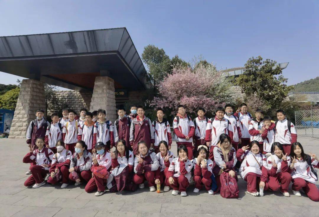 探寻两汉文化,共建文明城市——徐州市第二十二中学春季社会实践活动