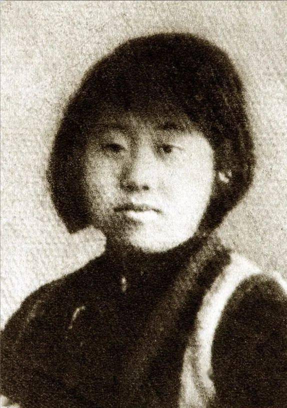 "追忆先烈·传承基因":黑龙江最美的花,献给最可爱的人_黑河_王肃