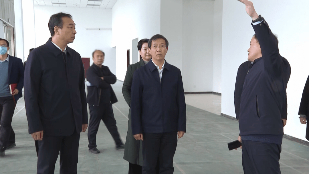 万正峰:拉高标杆 加速推进 高标准严要求做好大赛各项筹备工作_濮阳