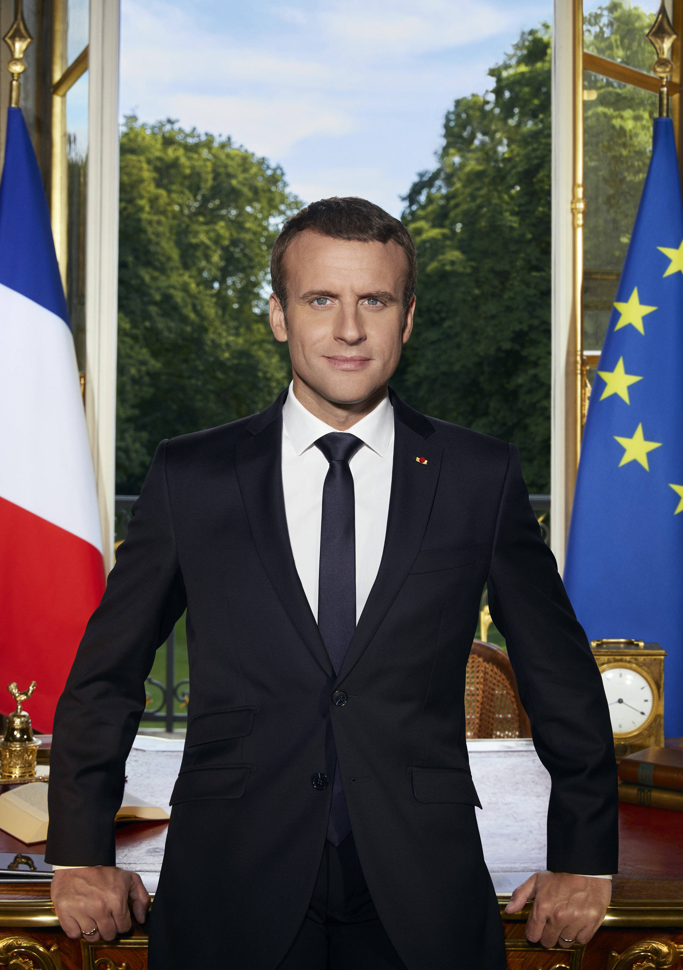 最帅的总统_如此年轻帅气的法国总统,马克龙是怎么穿西装的_中国排行网
