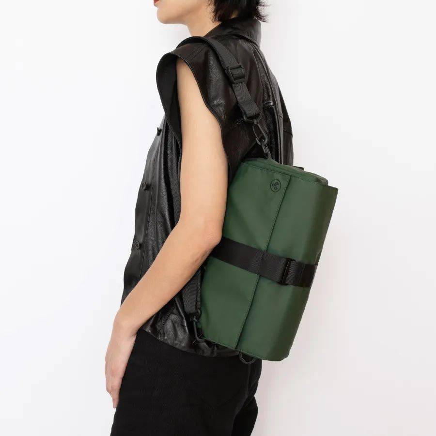 红色出自法国大师jean michel jarre之手的aerobull xs1斗牛犬蓝牙