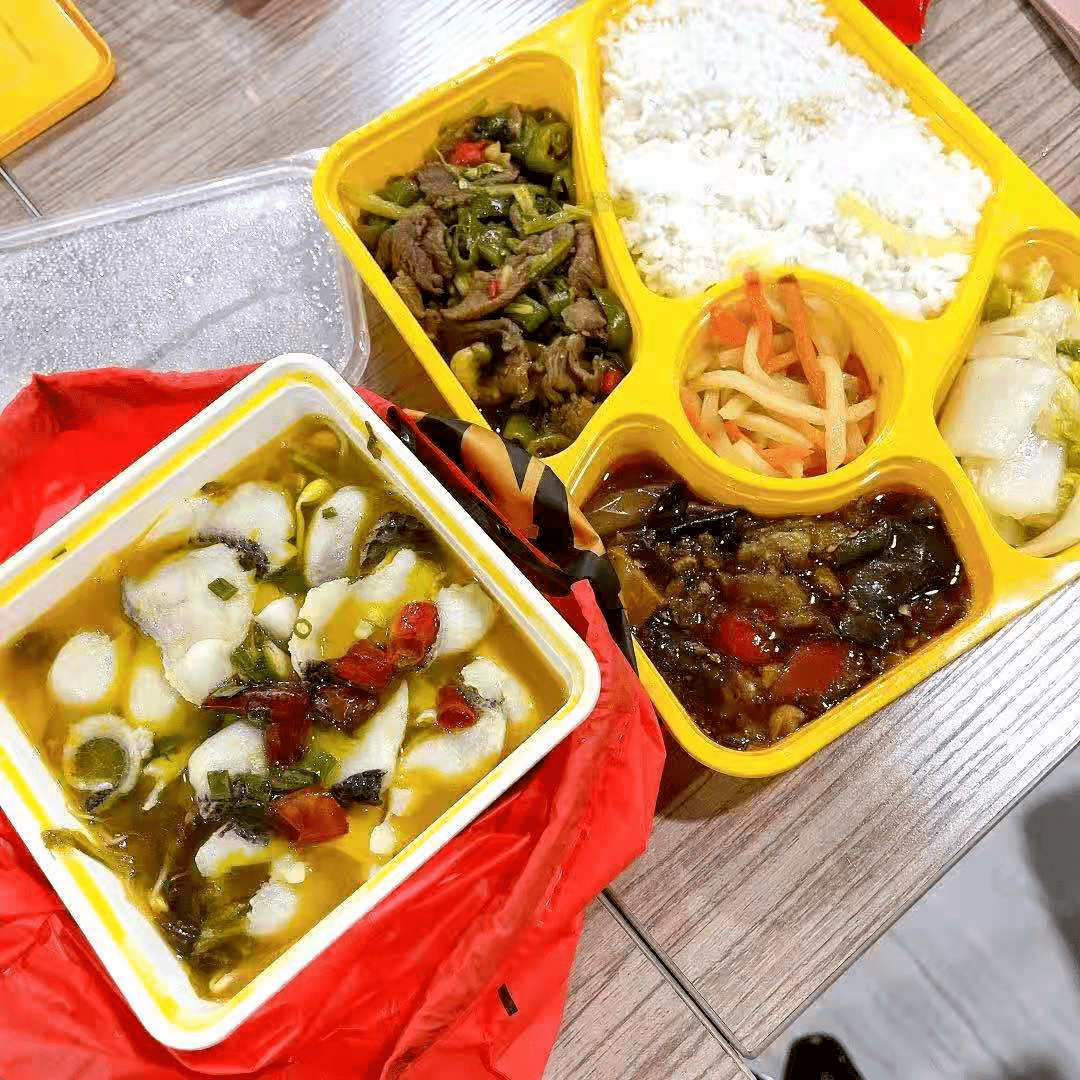 西安秦菜的魅力：舌尖上的传统美食之旅