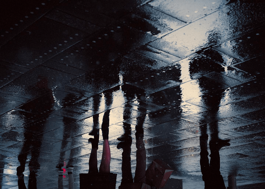 电影氛围感的街头影像 | billy dinh镜头里雨天的纽约