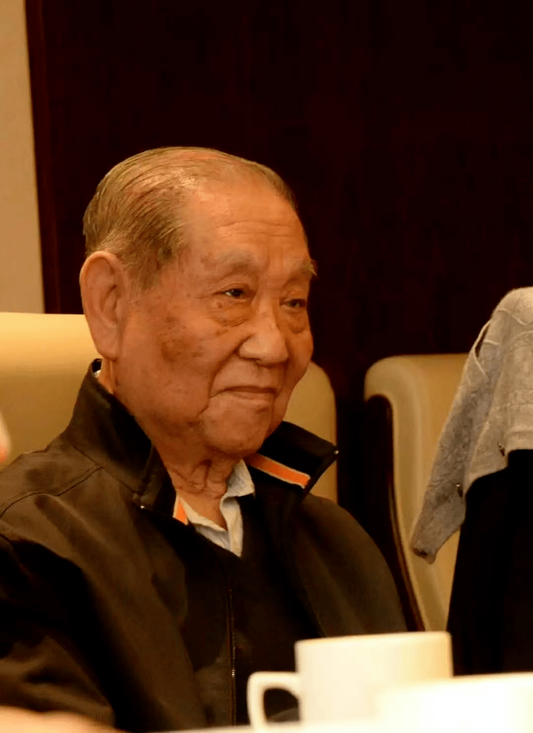 讣告 |沉痛悼念鹤童指路人、名誉理事长崔乃夫_养老_中国共产党_发展
