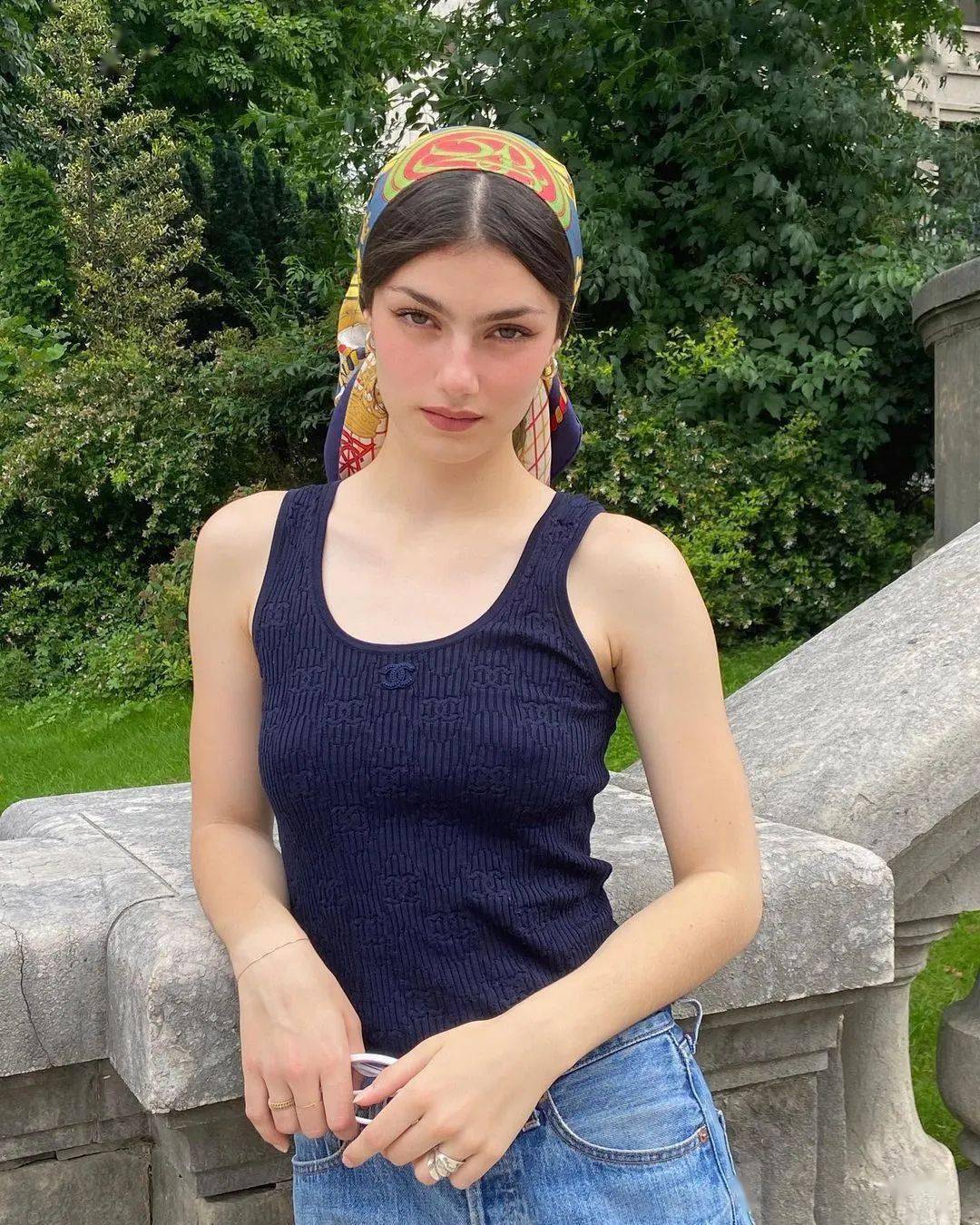 意式美人崛起,"球花"之女deva cassel或成新icon?_风情_造型_风格