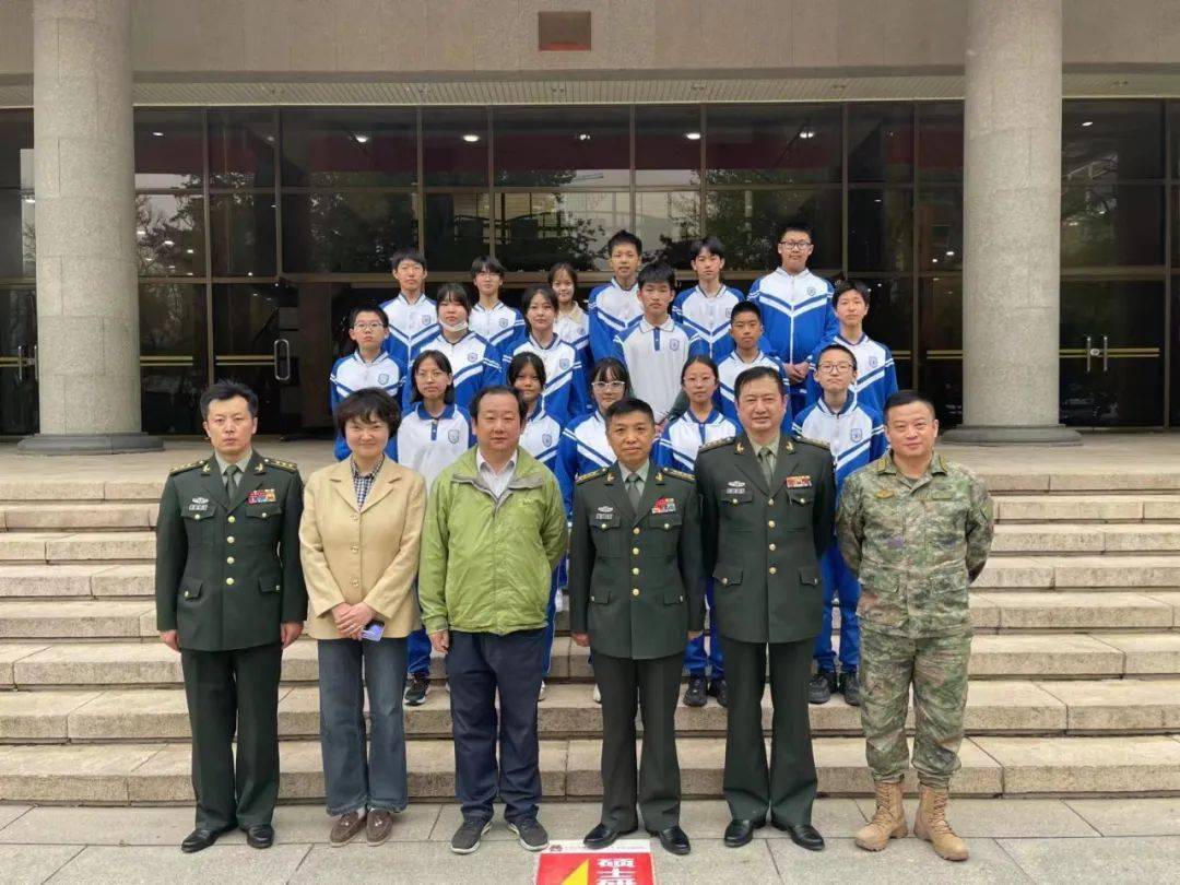 国防大学新闻传播(国防大学政治学院新闻与传播)