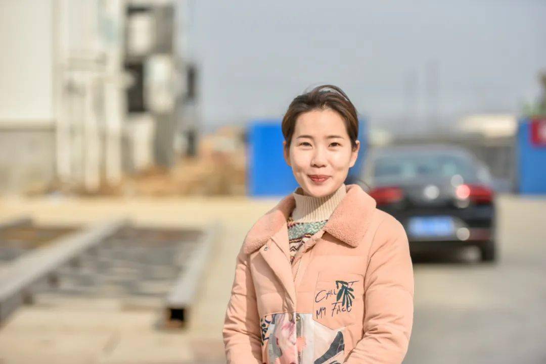 从小女生刘瑞玲身上,感悟幸福的三个维度_工作_克明_车间