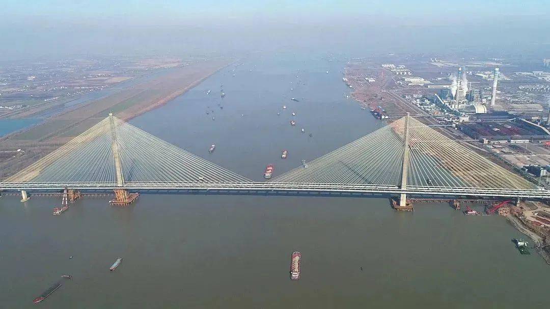 公司参建的芜湖长江公路二桥榜上有名_中国_建设_主桥