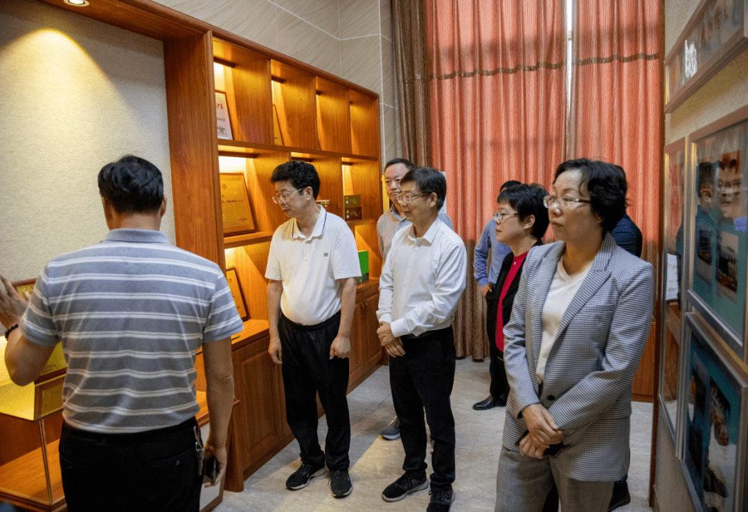 省广播电视局局长刘小毅同志率队到韶关市开展调研