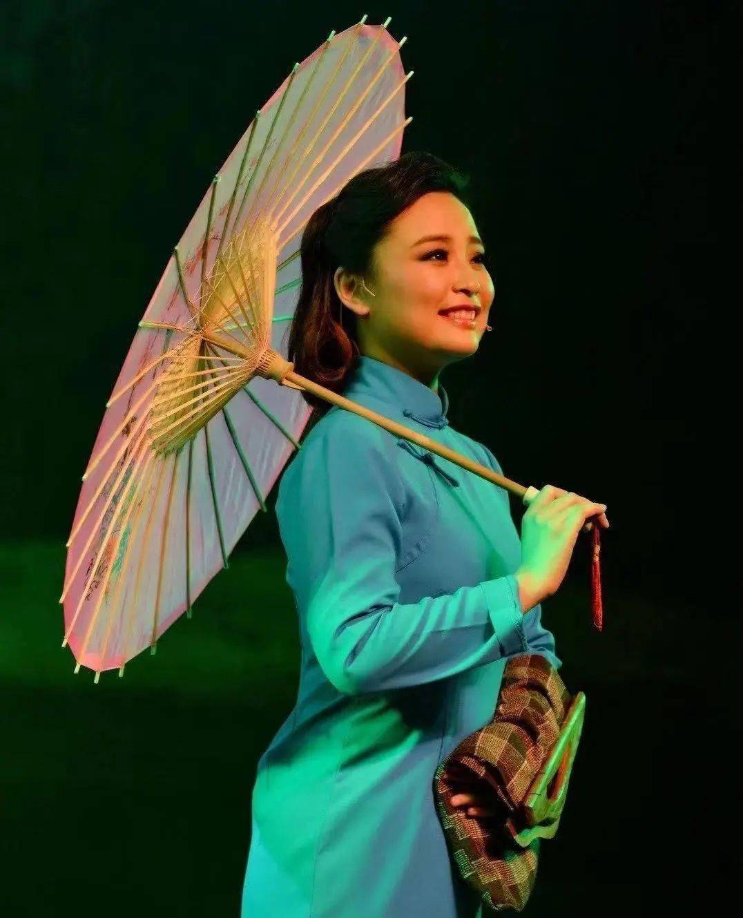 熊湉湉:心声"澎湃",为人民歌唱_歌剧_角色_江姐