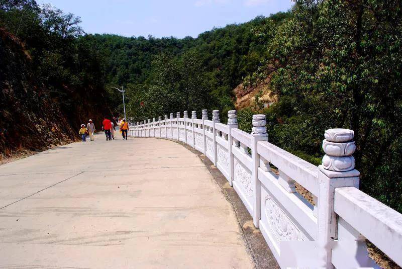 陆良五84山国家森林公园_五峰_曲靖市_摄影