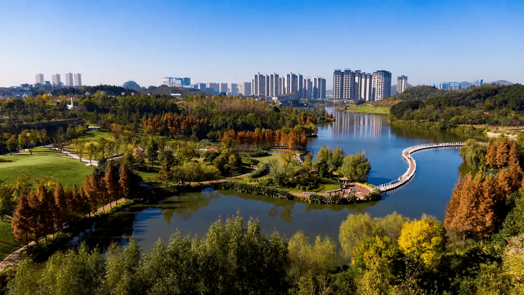 坐上地铁 带你"五一"玩转贵阳!_贵州_公园_城市