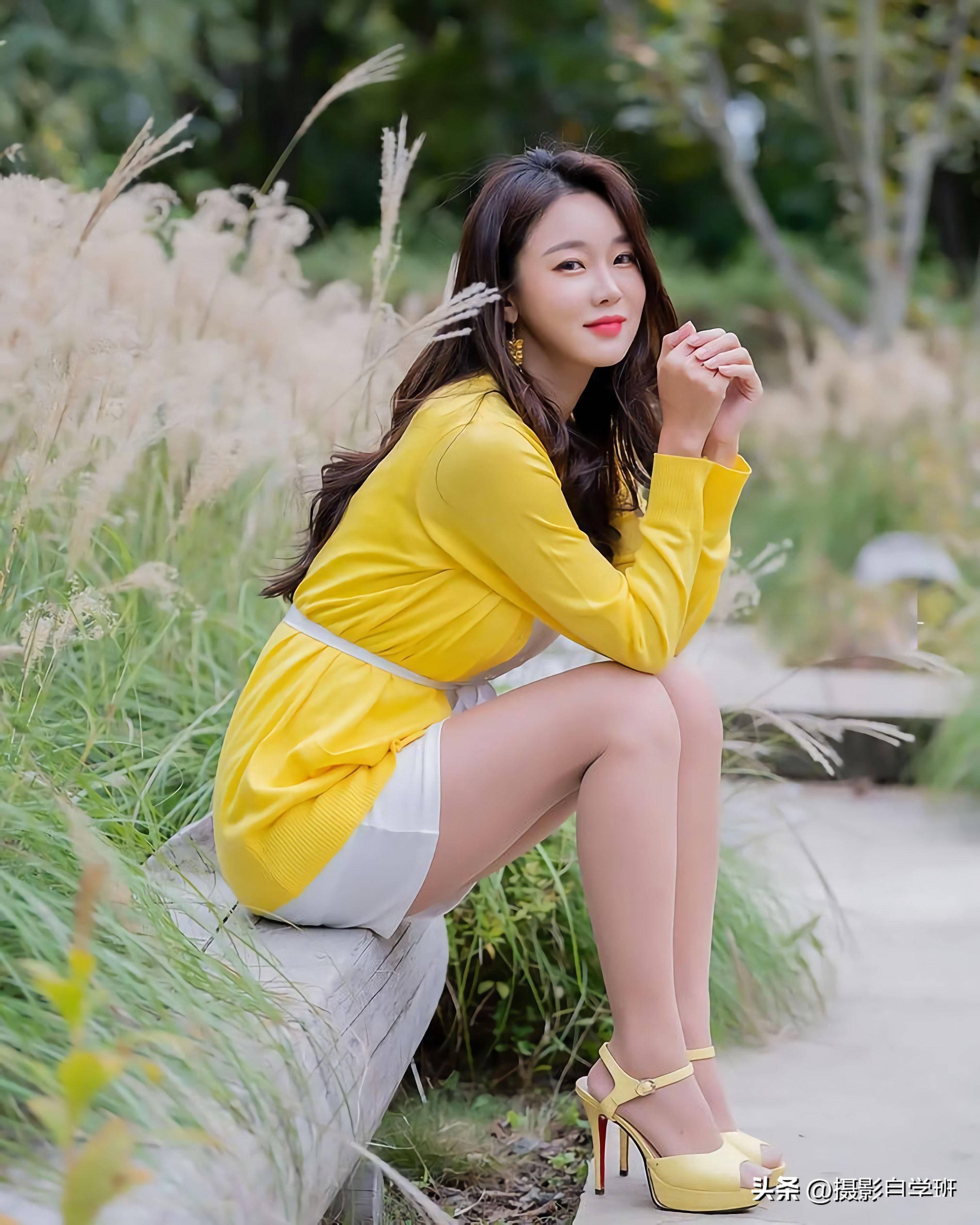 中年姐姐生活照,就这么拍吧,摄影姿势自然优美又大方_照片_因为_道具