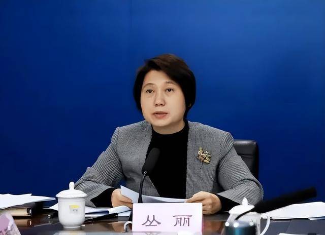 "70后"女博士履新市委书记后,"75后"的他接任市长