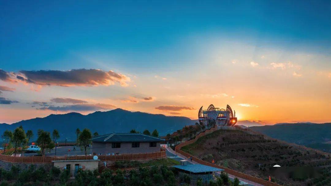 张姑娘桥,红军井,蔡家大院,万人石榴观景台,万亩石榴采摘园等一个个