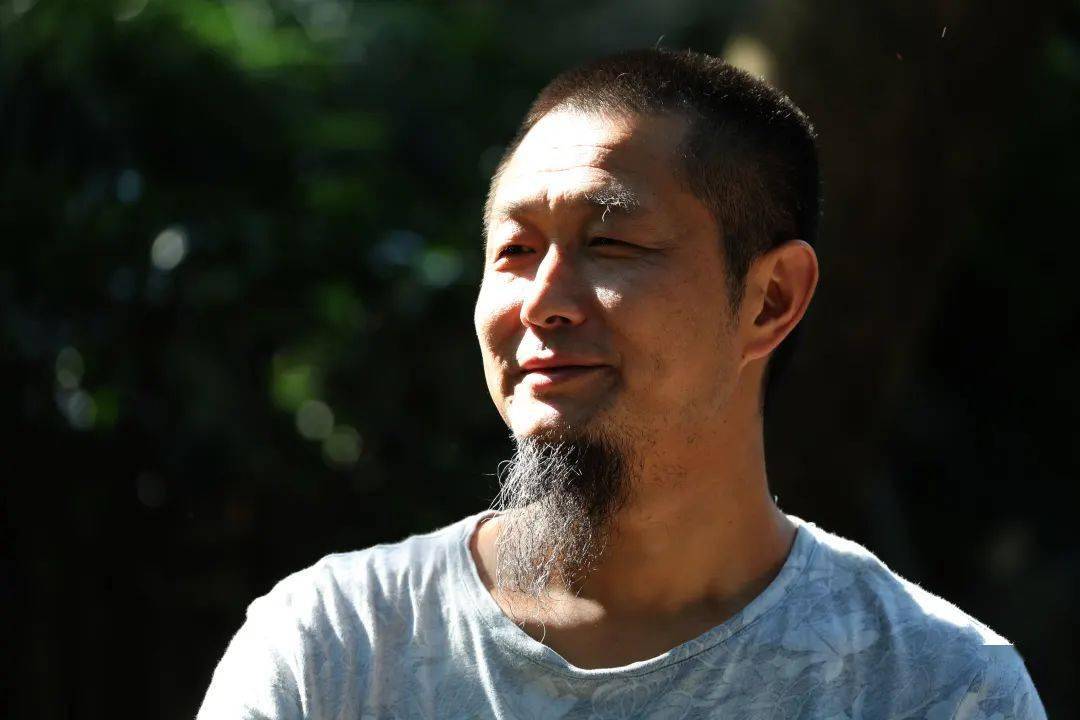 祁 斌中国书法家协会会员杭州市书法家协会常务理事《王骏幕府档案》