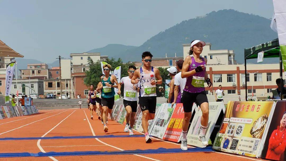 2023熊山路跑排位赛在水头激情开赛!世界冠军现场解说!