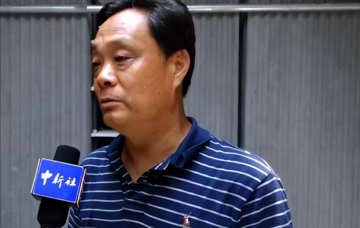 山东48岁公务员辞职上山养蟑螂,10年繁育40亿只,现年收入超亿元