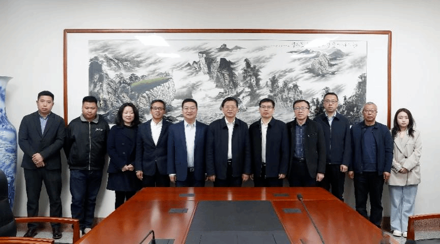 校长钱建华出席智能机器人产教融合协同创新基地揭牌暨合作项目签约