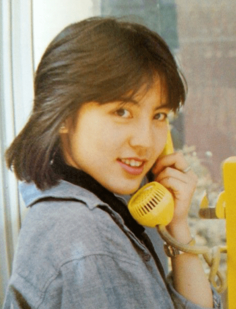 出轨,隆胸,拍裸体写真,破产,曾是日本天才美女的她欠下巨债还只剩一年