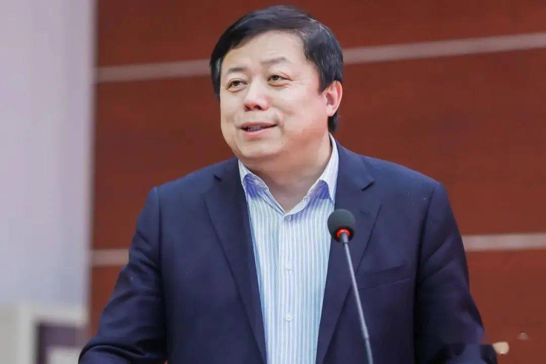 复旦微电子集团副总经理·沈磊复旦微电子集团副总经理沈磊在《舰立