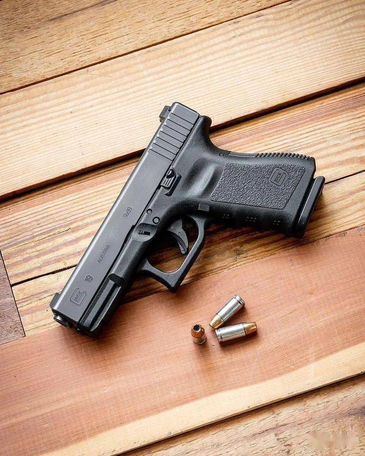 【格洛克美图】有这么一款手枪 简直可以说是百变无敌小金刚_战术