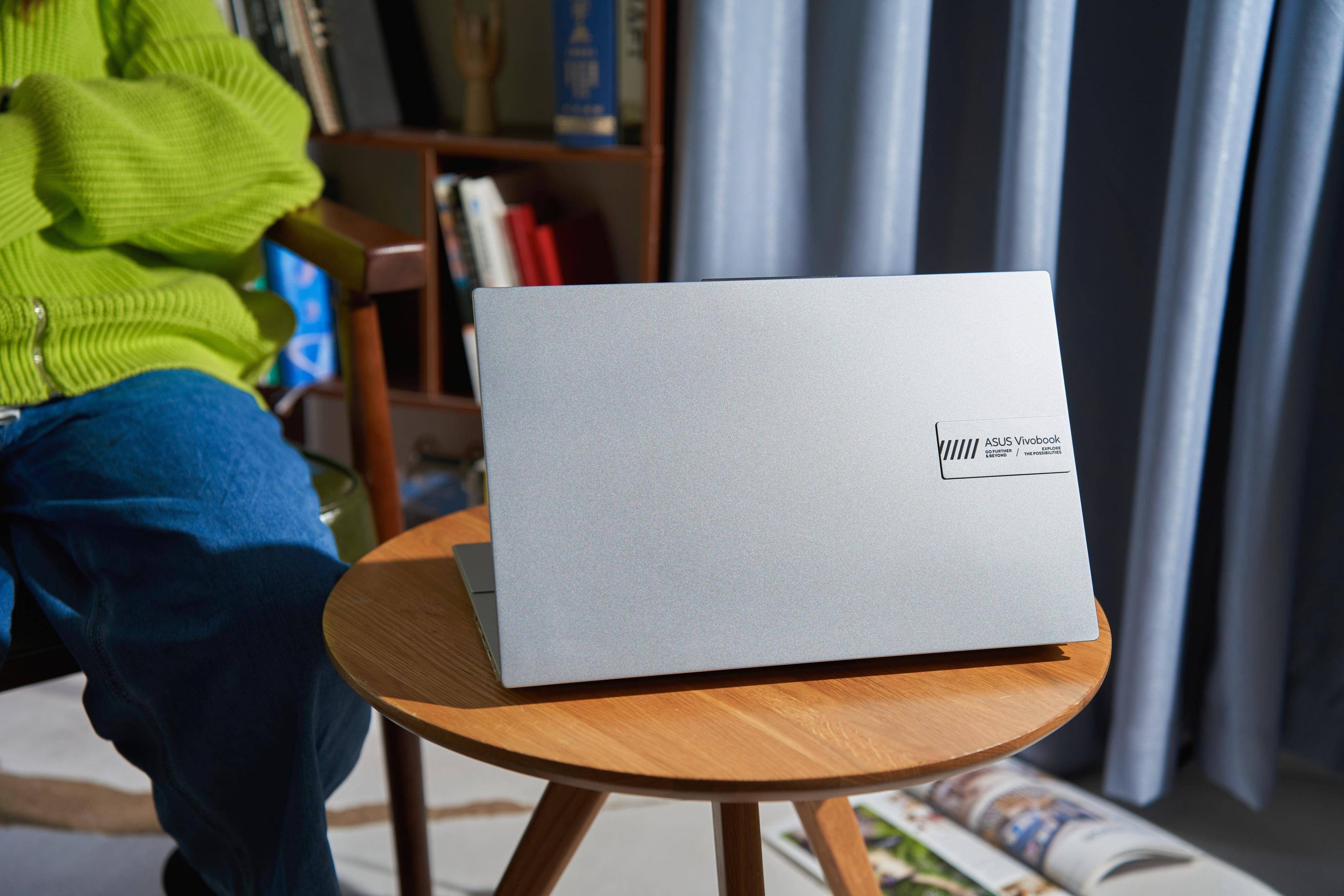 7ghz,基础tdp45w,配合华硕冰锋散热系统,性能表现相当