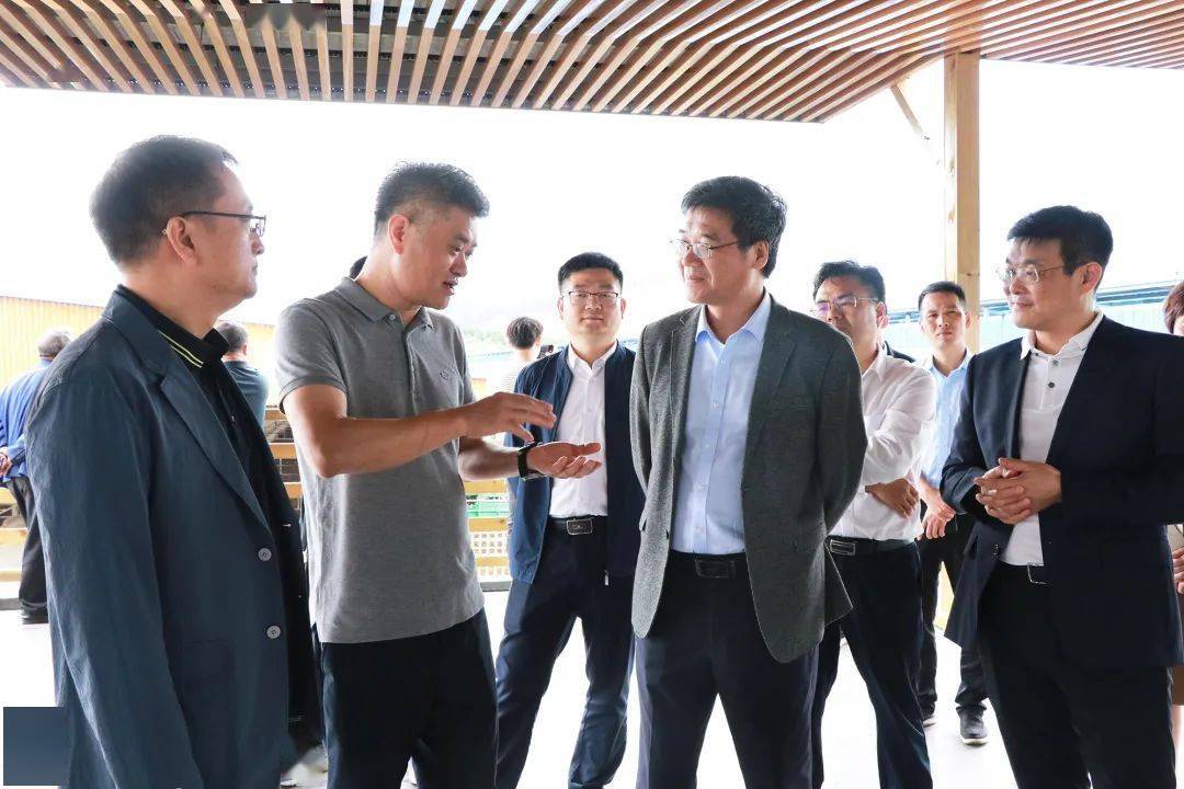萍乡学院来我县开展访企拓岗考察调研_发展_莲花县_邱晓辉