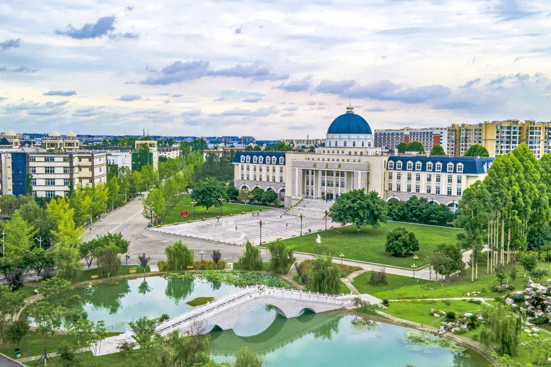 成都锦城学院图书馆广西国际商务职业技术学院东盟校区图书馆无锡市