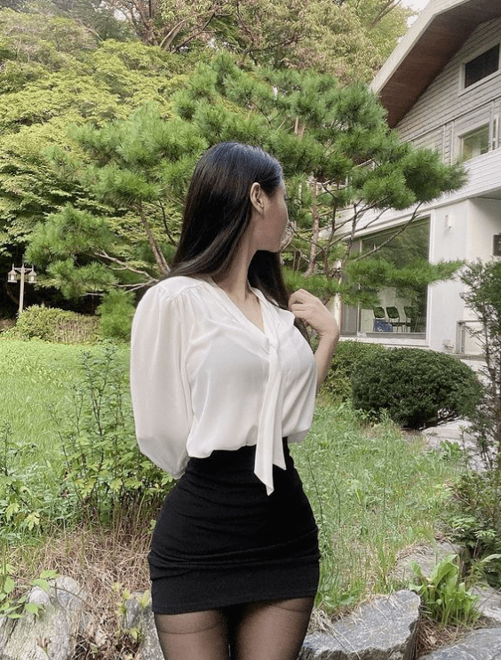 安利向 | 韩系举牌女郎身材更是一等一的绝!_运动_健身_社交