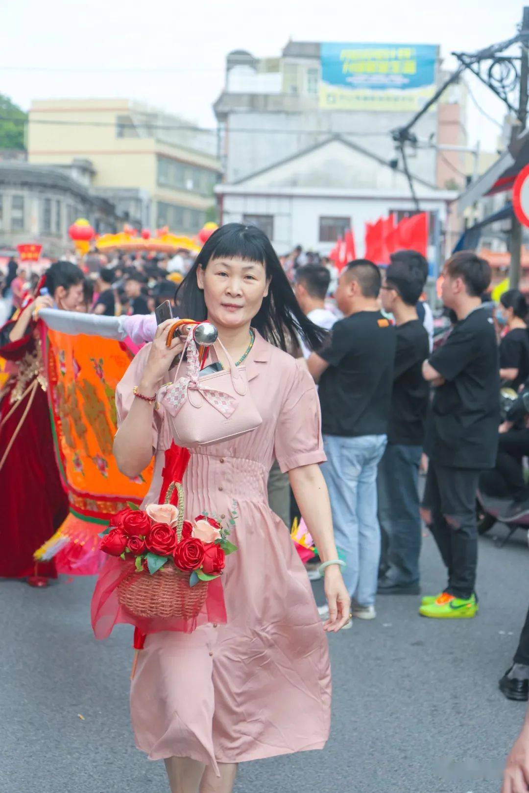 潮南峡山十二年一次妈祖换袍,现场美女如云!_高田_广东_法务