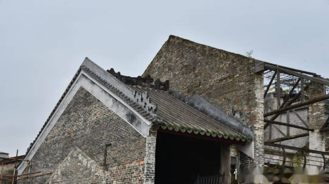 "沉浸式"打卡浛洸镇!英德50余名青年一同漫步在这个古镇街巷!