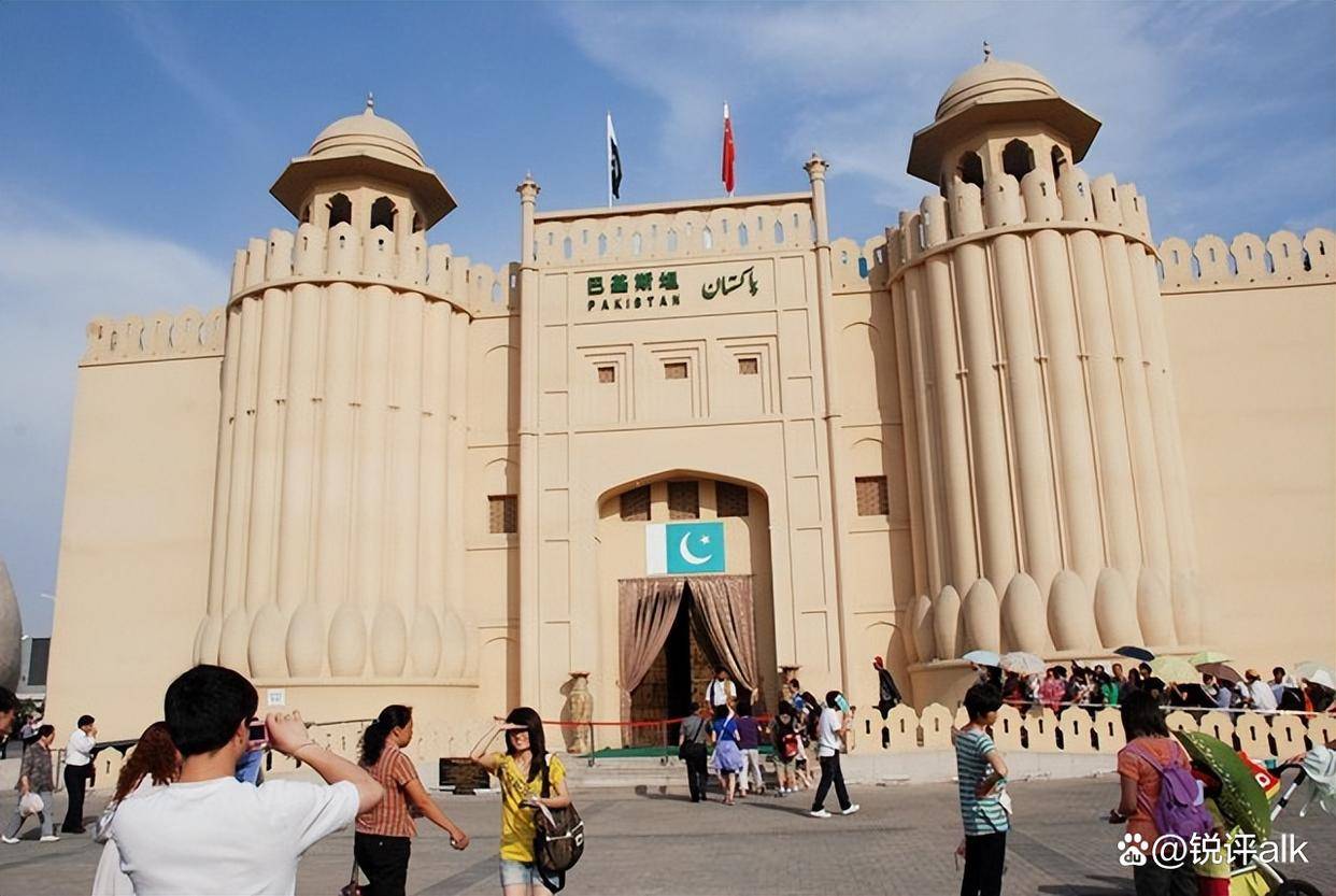 巴基斯坦总统和总理，谁的权利大？_搜狐网