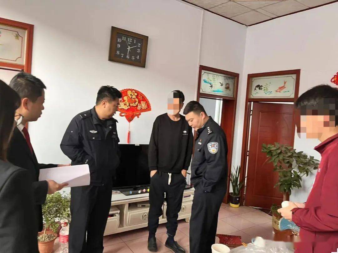 清晨"狂飙",安丘拘传13人_张某某_案件_行动